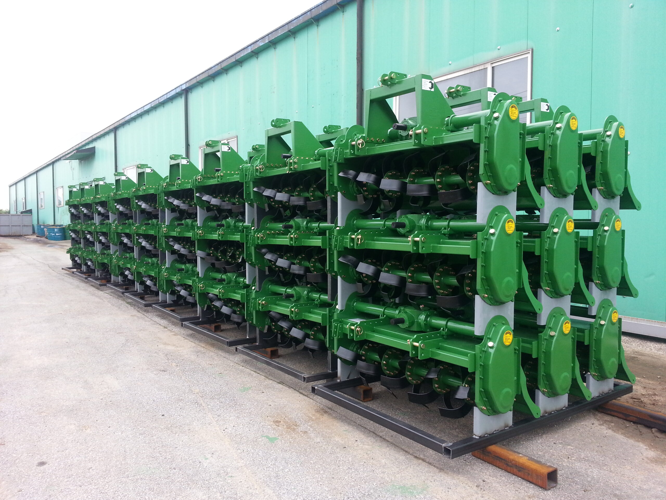 Operación de carga de contenedores de exportación a Chile